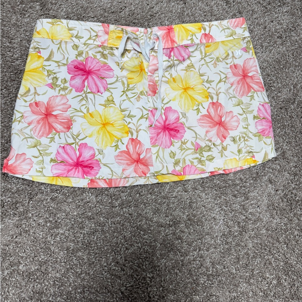 Hurley & LoveShackFancy White Surf Skirt, Board Skirt - Picture 2 of 7